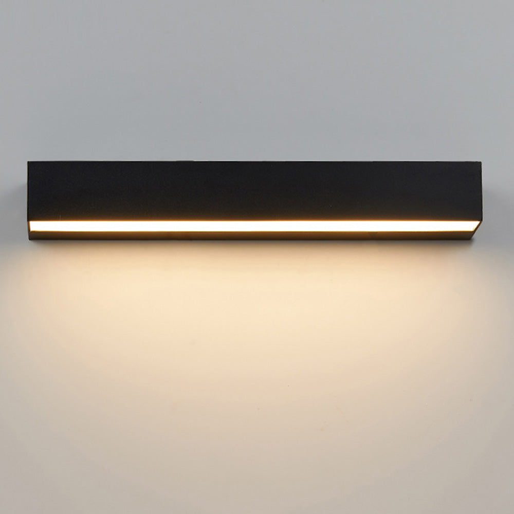 Elvara Minimalist LED Outdoor Wall Lamp IP65