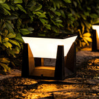 Solvra Solar Outdoor Lamp for Wall and Floor Use