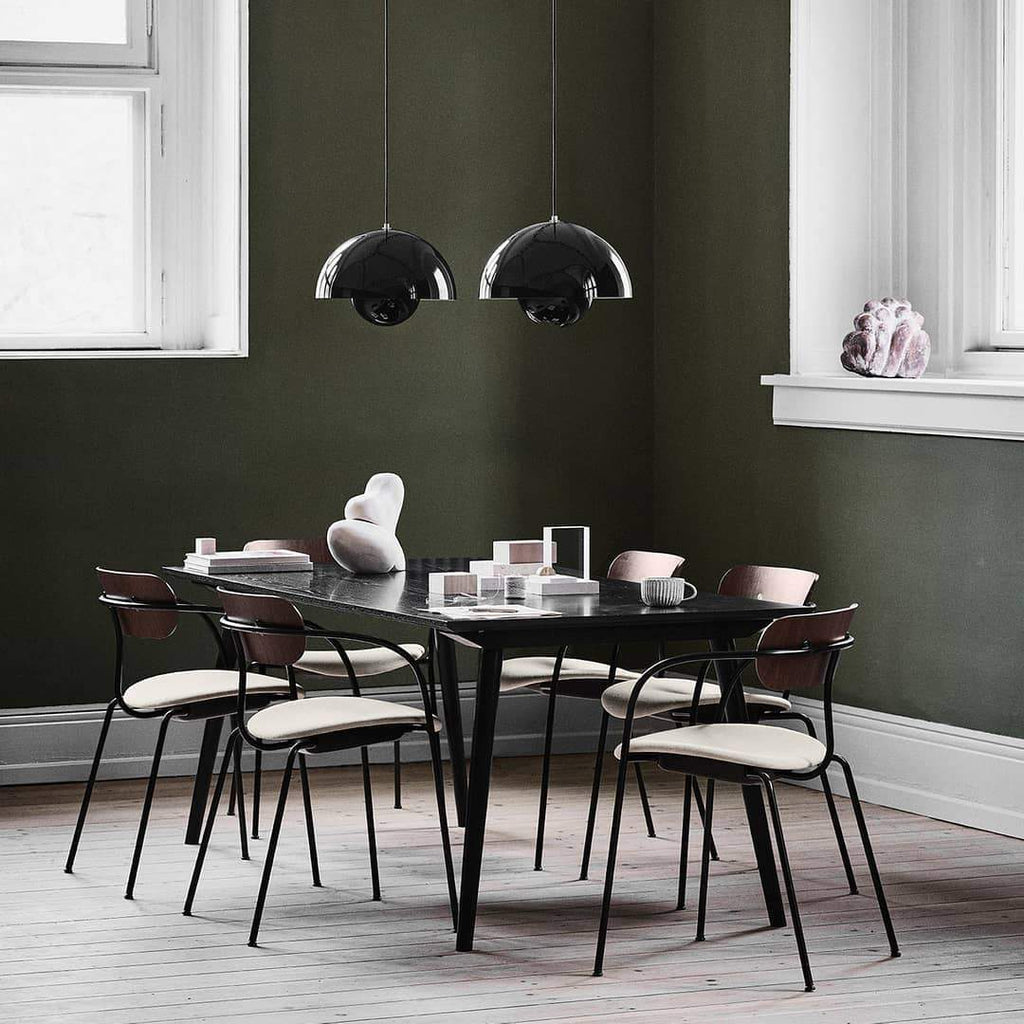 Ceiling Pendant Light in Iron with Adjustable Cord - Warm White Glow