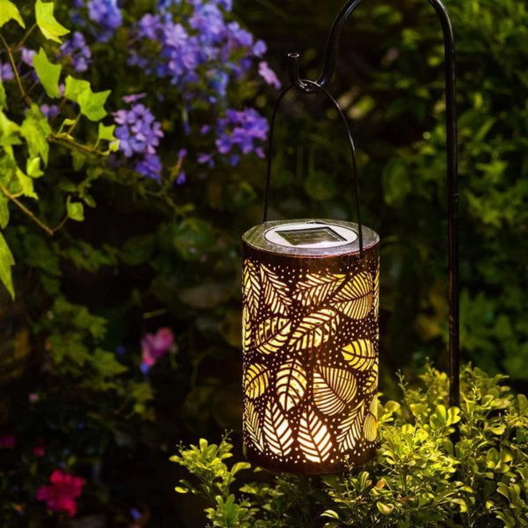 Senti - Solar Outdoor Lamp with Leaf Motif