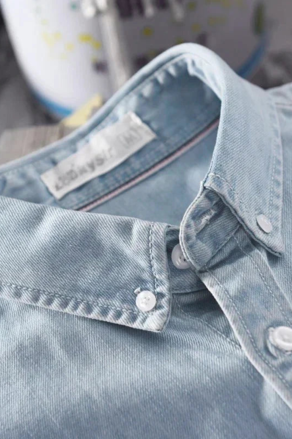 Men's Denim Button-Down Shirt - Long Sleeve Casual Cotton Shirt