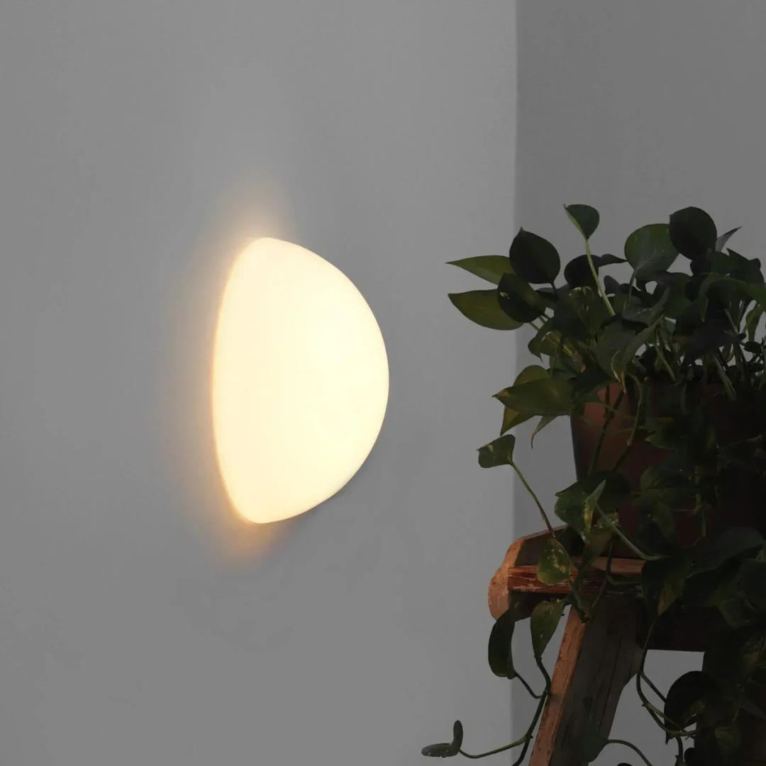 Halio - Modern LED Wall Lamp for Indoor & Outdoor Use