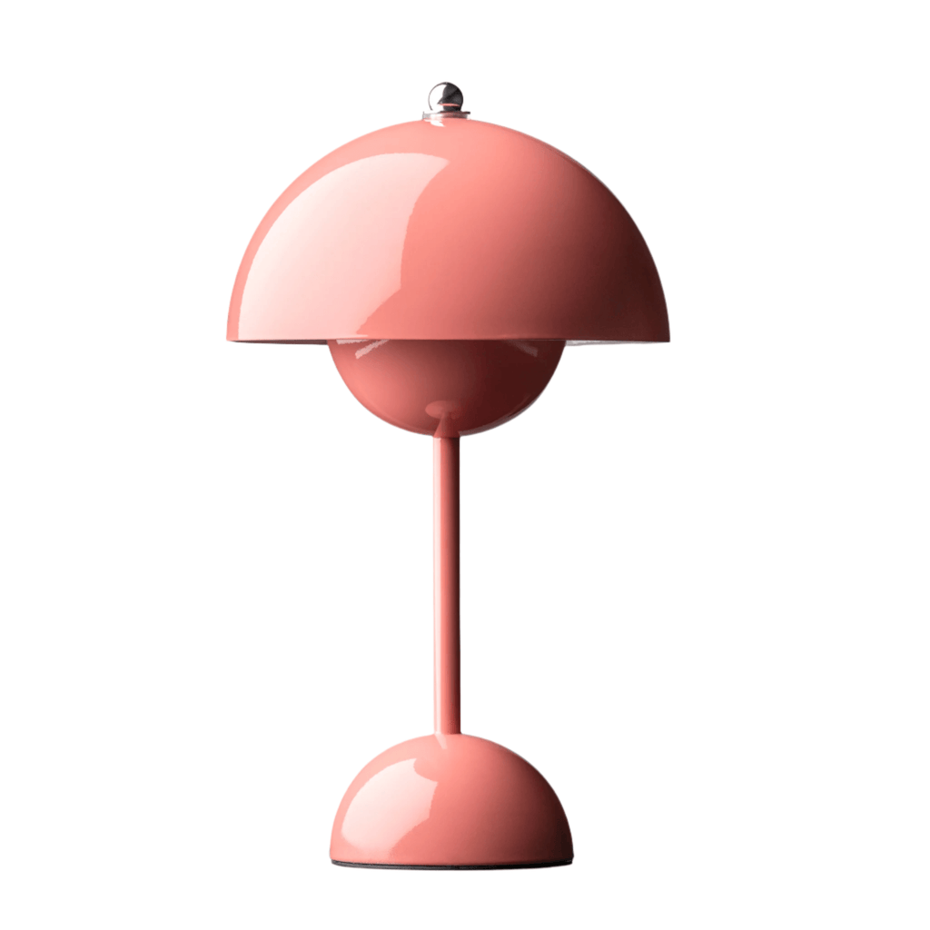 Minimalist Battery-Powered Lamp in Scandinavian Design