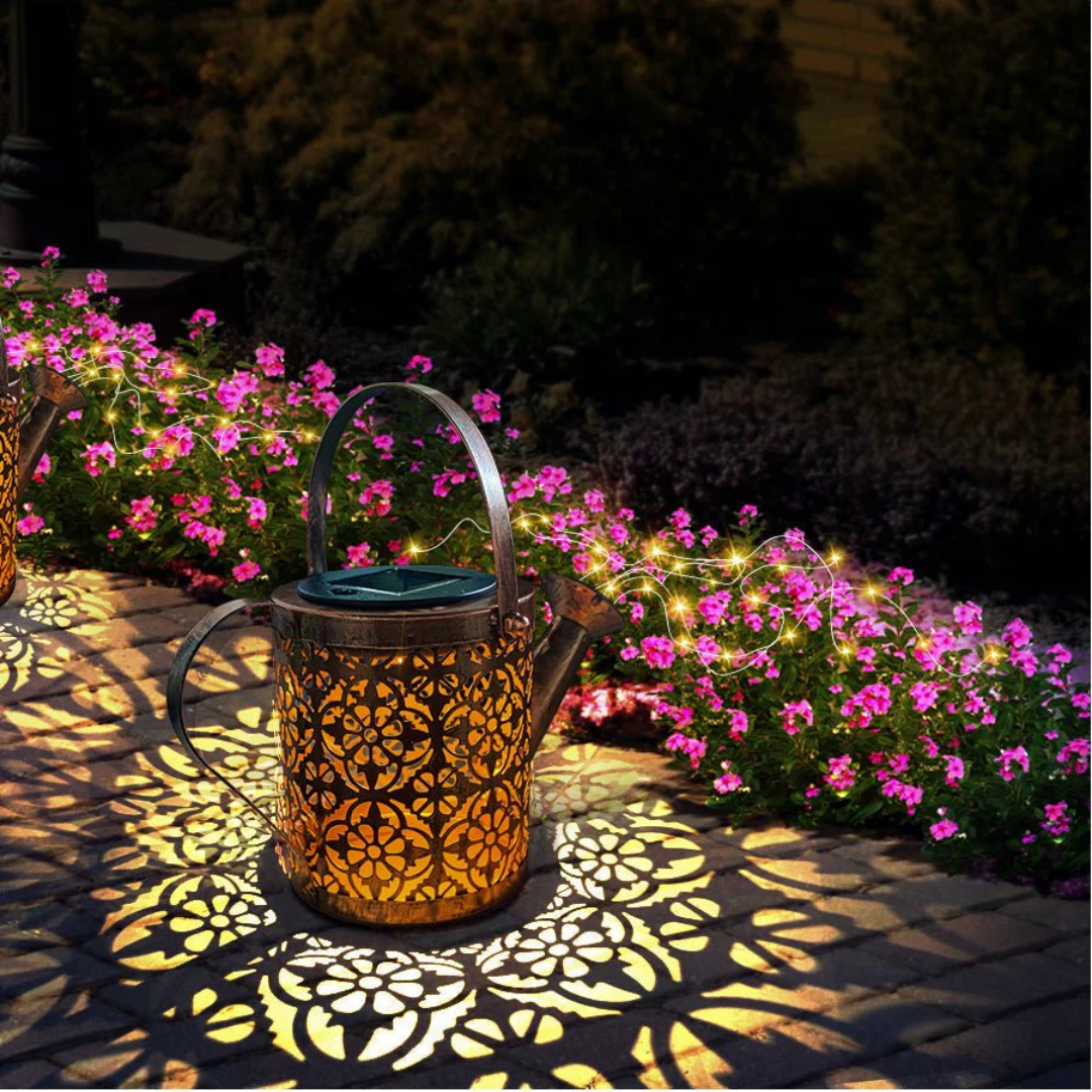 Ianth - Solar Outdoor Lamp