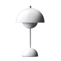 Minimalist Battery-Powered Lamp in Scandinavian Design
