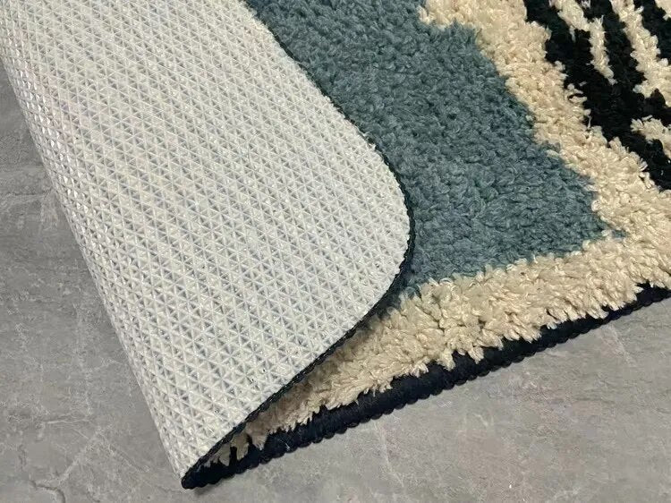 NordicFlow – Luxury Handmade Bath Mat with Abstract Design for Stylish Bathrooms