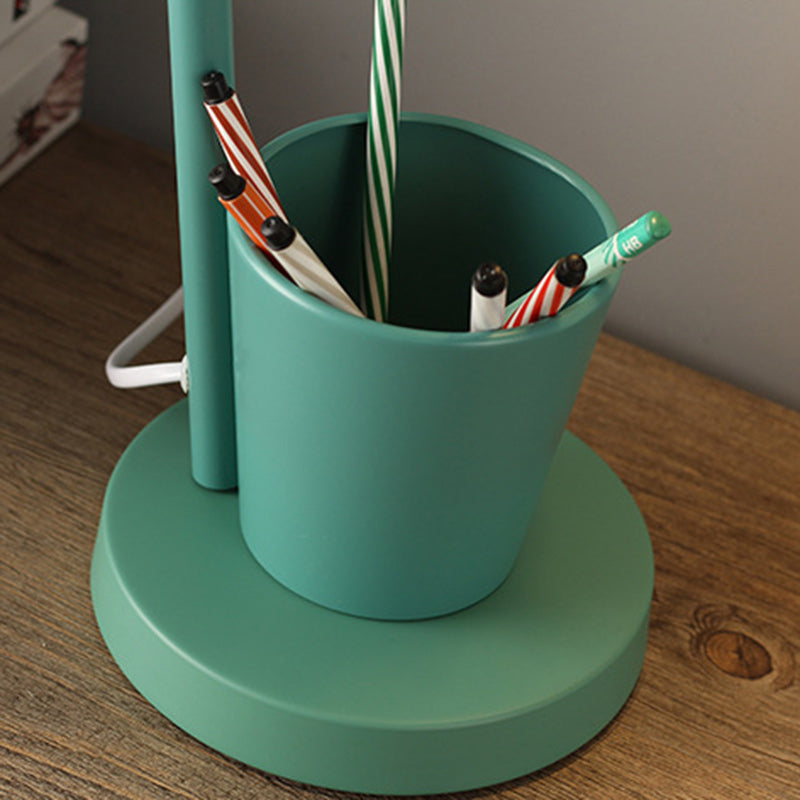 Nordic Table Lamp Made of Iron and Solid Wood – Available in Multiple Colors