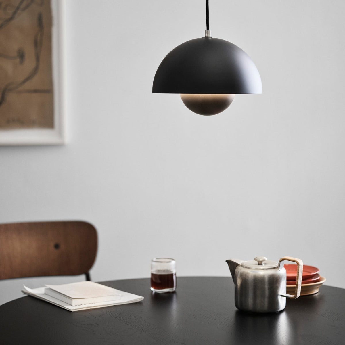 Ceiling Pendant Light in Iron with Adjustable Cord - Warm White Glow