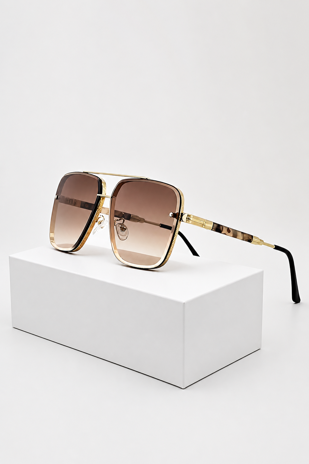 Aviator Sunglasses Gold Frame with UV400 Gradient Lens