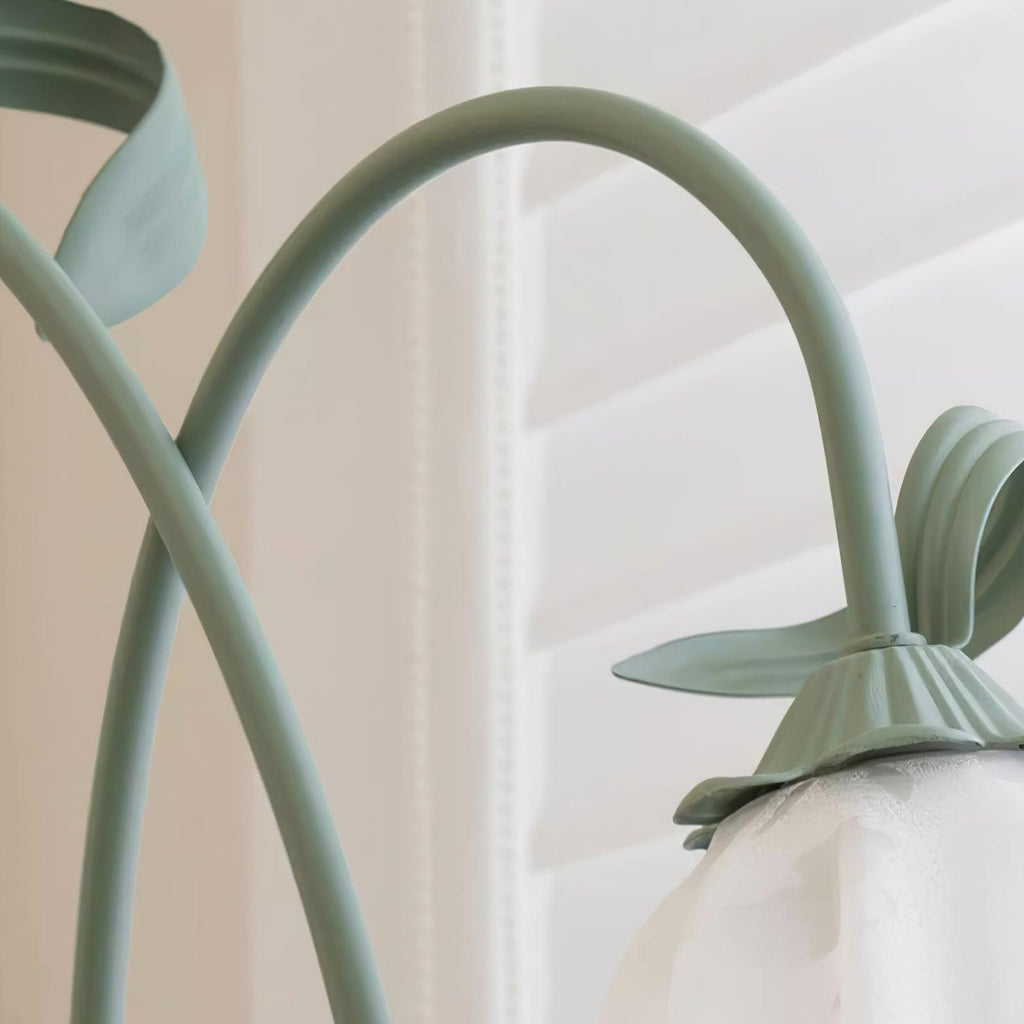 Fiorielle – Elegant Floral Floor Lamp