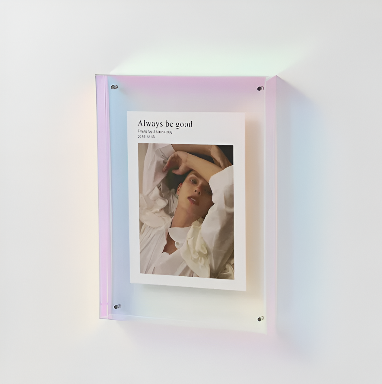Transparent Acrylic Photo Frame with Minimalist Design