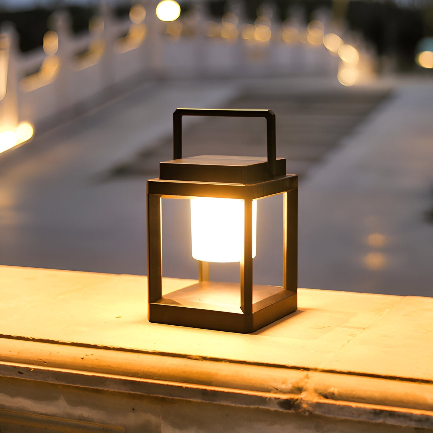 Lunistra - Black Portable Solar Lantern with USB Charging for the Garden