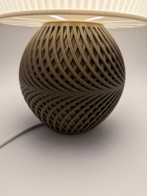 Design Table Lamp "Drift" with Modern Ribbed Shade and Stylish Geometric Base – Unique Warm Lighting