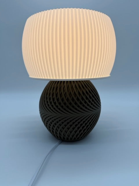 Design Table Lamp "Drift" with Modern Ribbed Shade and Stylish Geometric Base – Unique Warm Lighting