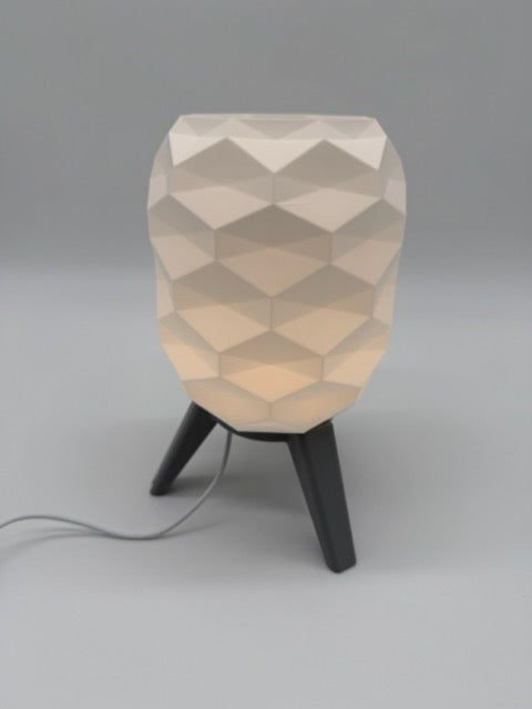 Switch Design Table Lamp with Geometric Pattern and Black Base – Modern Ambient Lighting