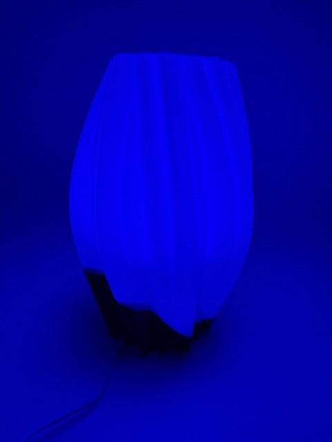 Waves Design Table Lamp with Color-Changing Light and Remote Control – Modern Ambient Lamp