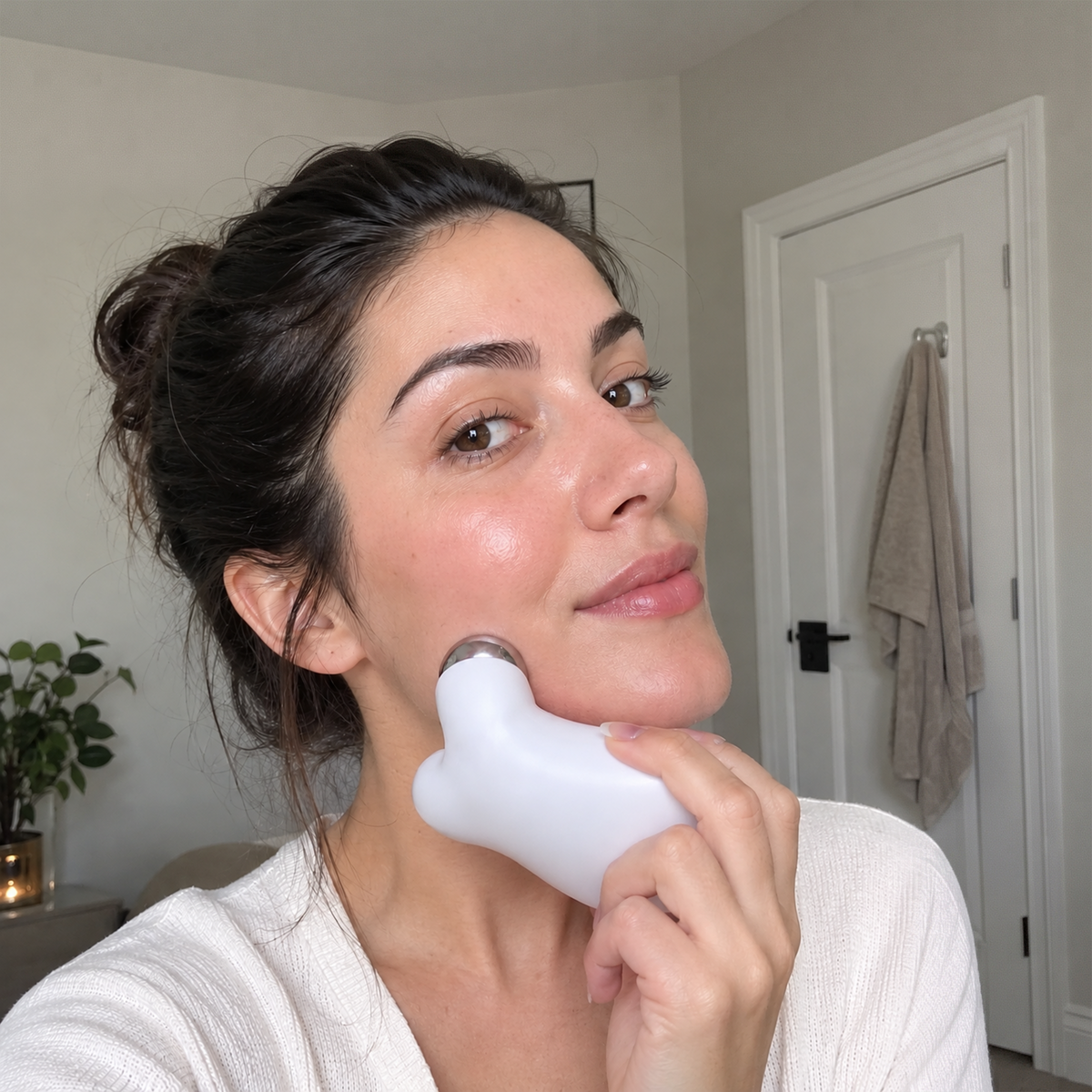 Facial Toning Device - Rechargeable Skin Lifting Massager