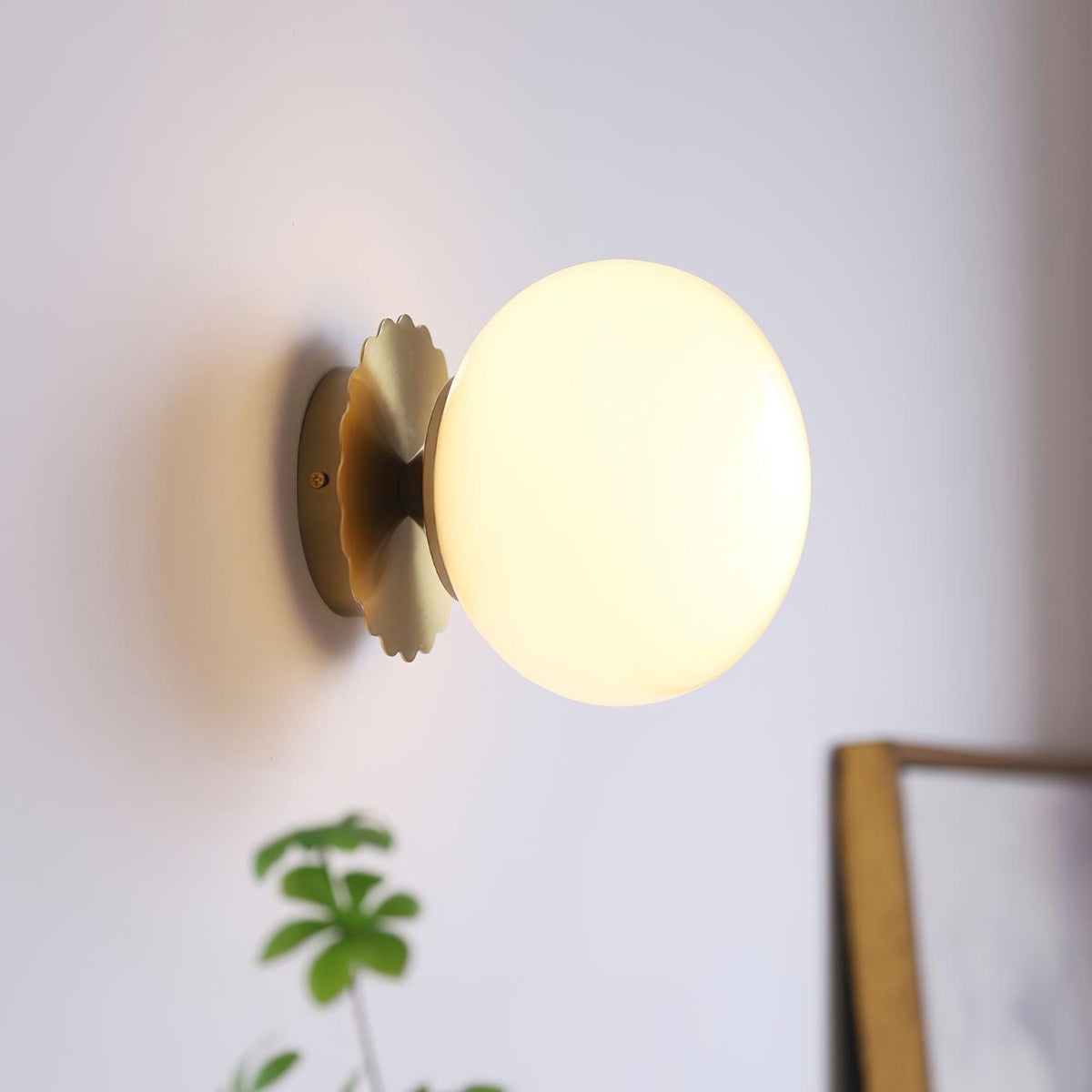 Wall Sconce Light with Glass Shade - Metal Wall Lamp for Living Room