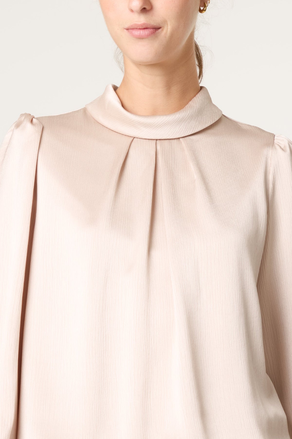 Women's Satin Puffball Sleeve Blouse in Champagne