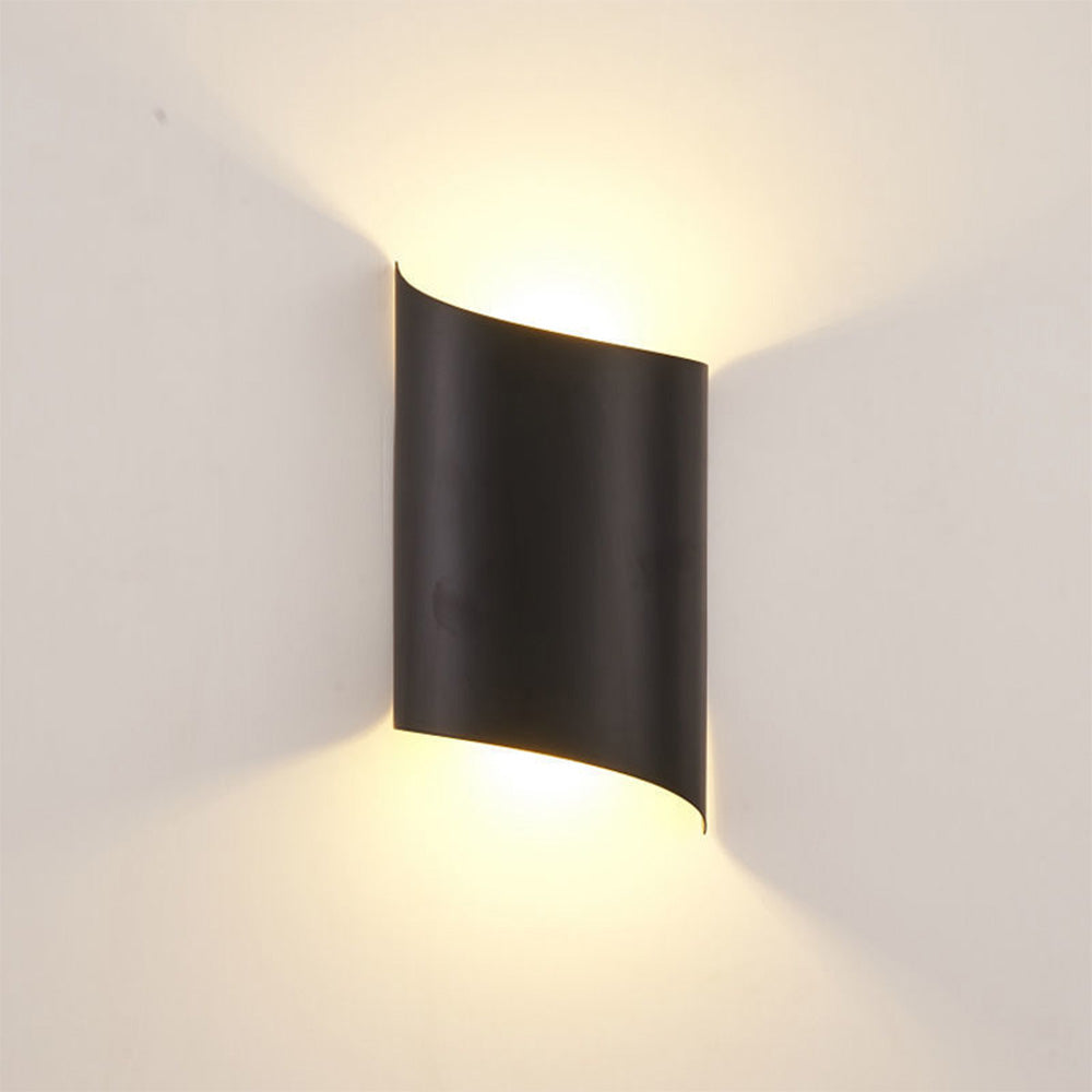 Calira Functional LED Outdoor Wall Lamp IP65