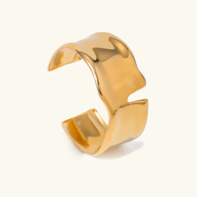 Women's Minimalist Cuff Bracelet - Gold-Plated Stainless Steel
