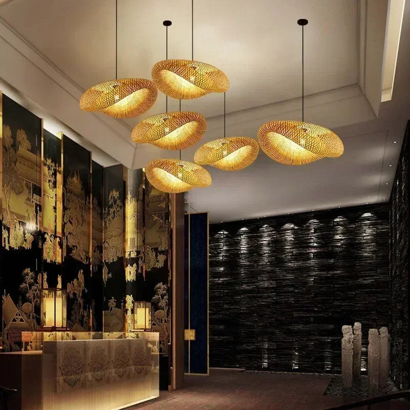 Liora Strå | Japandi Rattan Pendant Lamp Made of Handwoven Bamboo