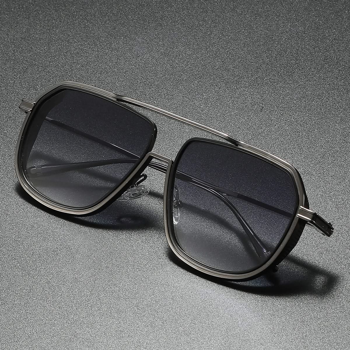Unisex Aviator Sunglasses – Polished Metal Frame, UV Protection