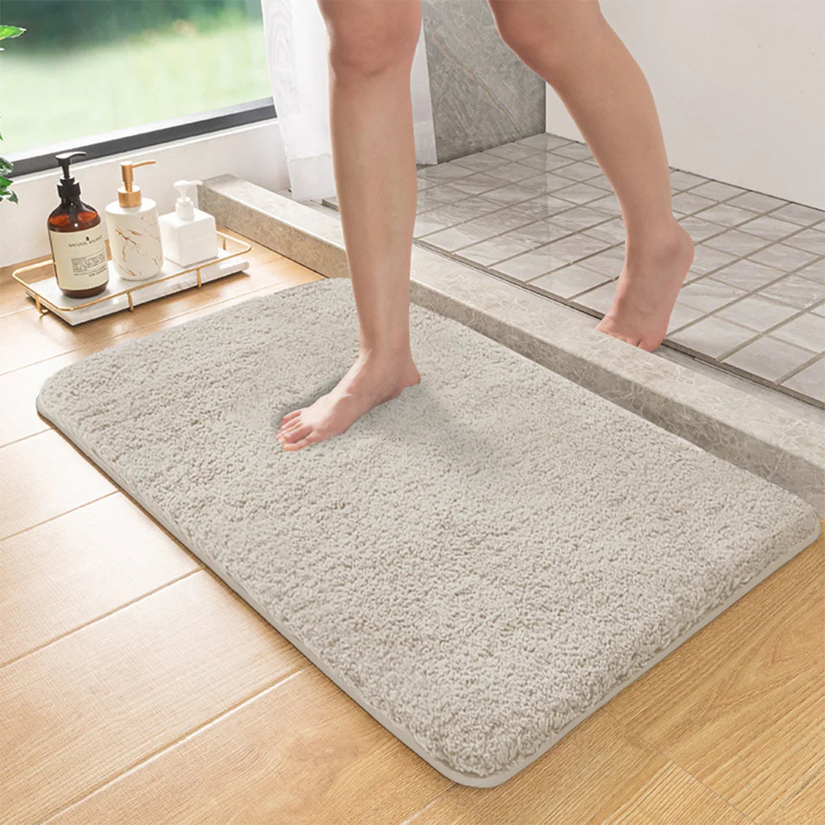 Marcella – Long-Pile Non-Slip Bath Mat with Absorbent Design for Shower and Toilet Floors