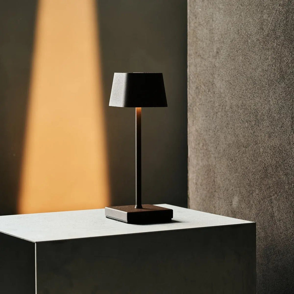 Sarphati Mini Mocha Brown Cordless Lamp | Wireless Charging via Charging Station, Dimmable & 3 Light Modes