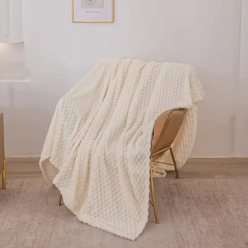 Caelidra – Checkered Soft Velvet Blanket Warm Cozy Throw for Sofa and Bed