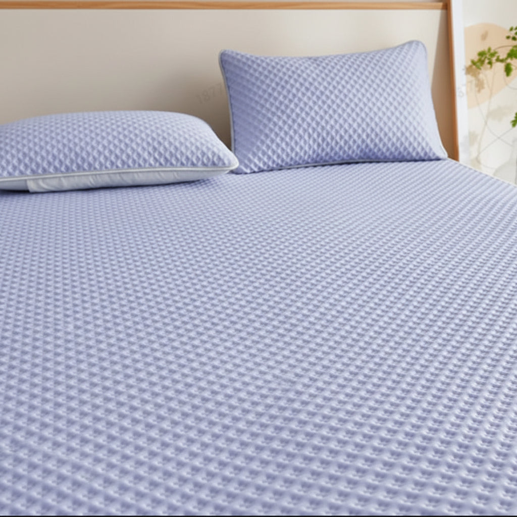 Foldable Cooling Sleep Mat - Breathable Waffle-Texture Bed Topper