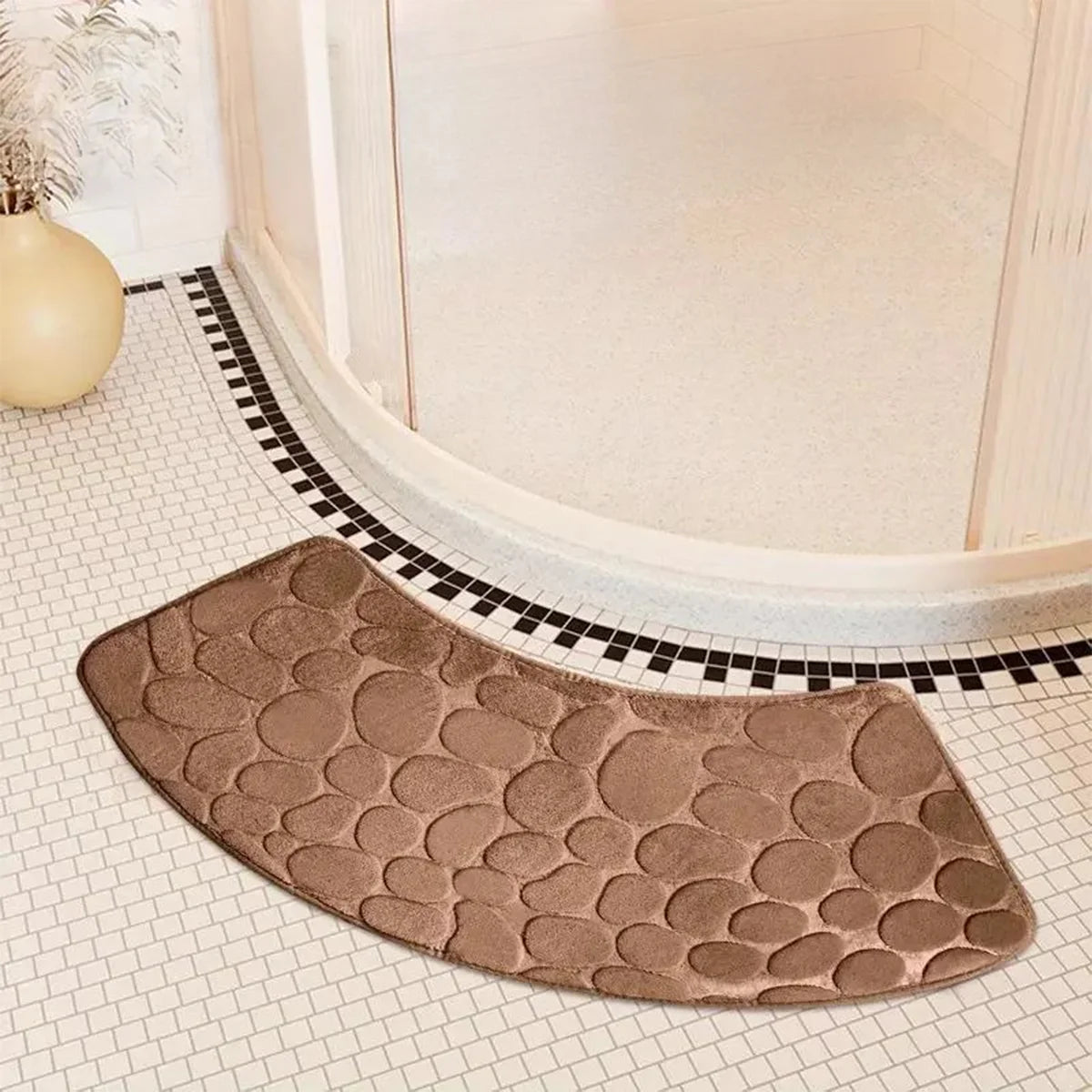 Verina – Curved Thickened Non-Slip Bath Mat for Shower and Toilet Floors