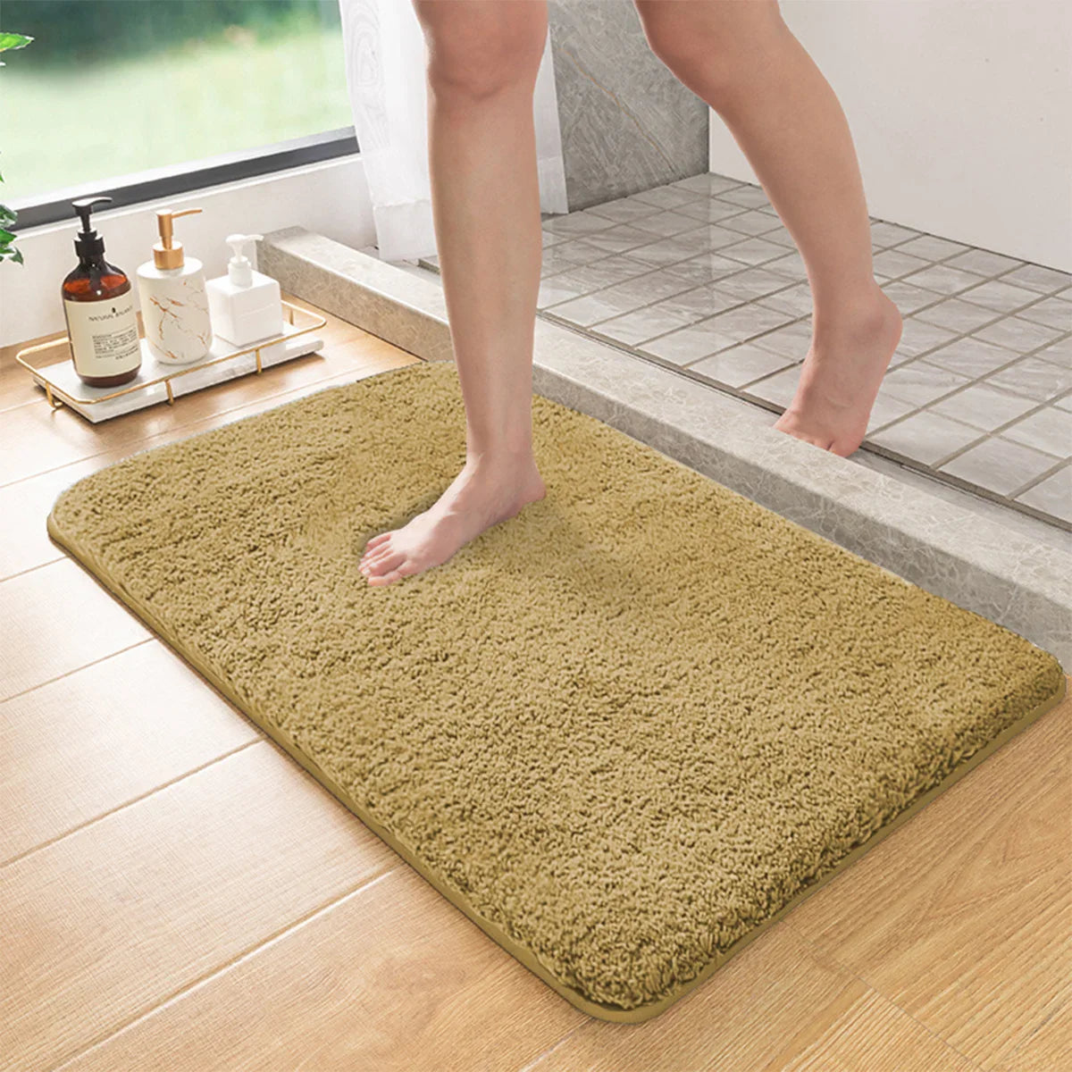 Marcella – Long-Pile Non-Slip Bath Mat with Absorbent Design for Shower and Toilet Floors
