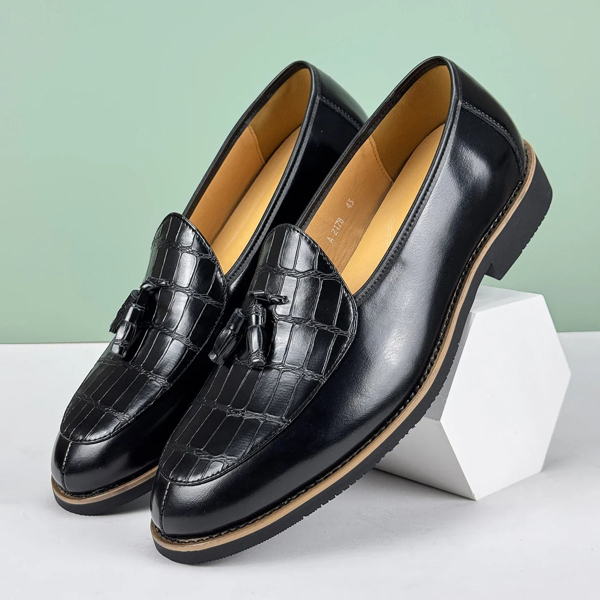 Men's Leather Tassel Loafer with Croc-Embossed Vamp