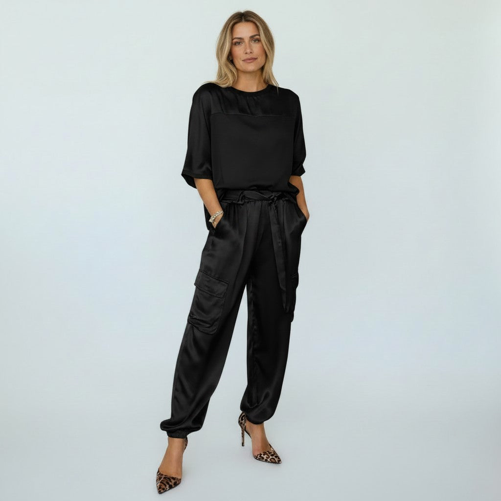 Women's Two-Piece Set - Short Sleeve Top & Elastic Waist Cargo Trousers