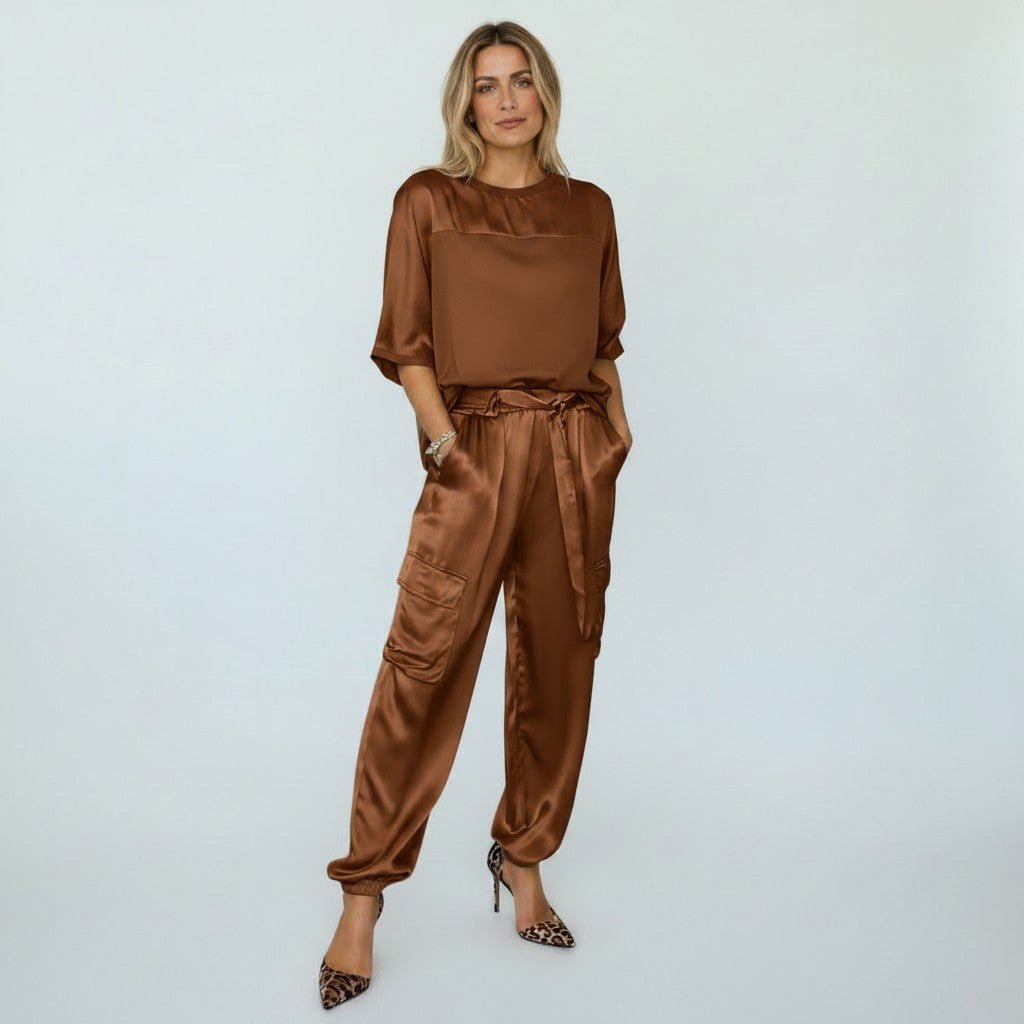 Women's Two-Piece Set - Short Sleeve Top & Elastic Waist Cargo Trousers