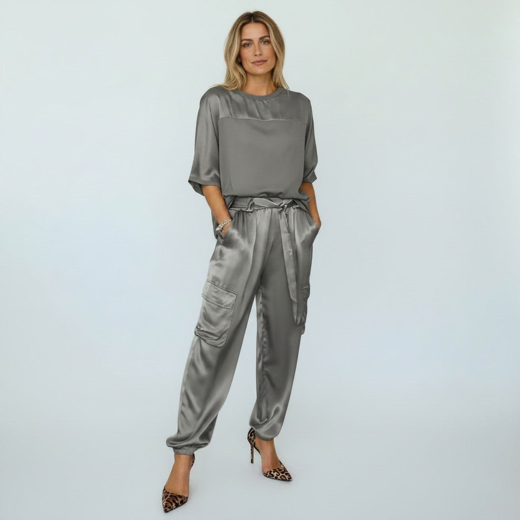 Women's Two-Piece Set - Short Sleeve Top & Elastic Waist Cargo Trousers