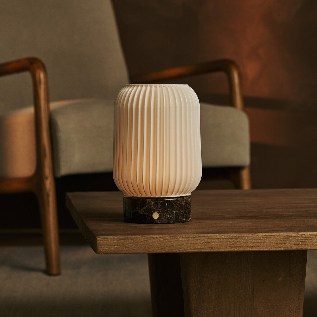 Alba Dark Brown – Emperador Dark Marble Rechargeable Table Lamp | Wireless, 3 Light Colors & Dimmable