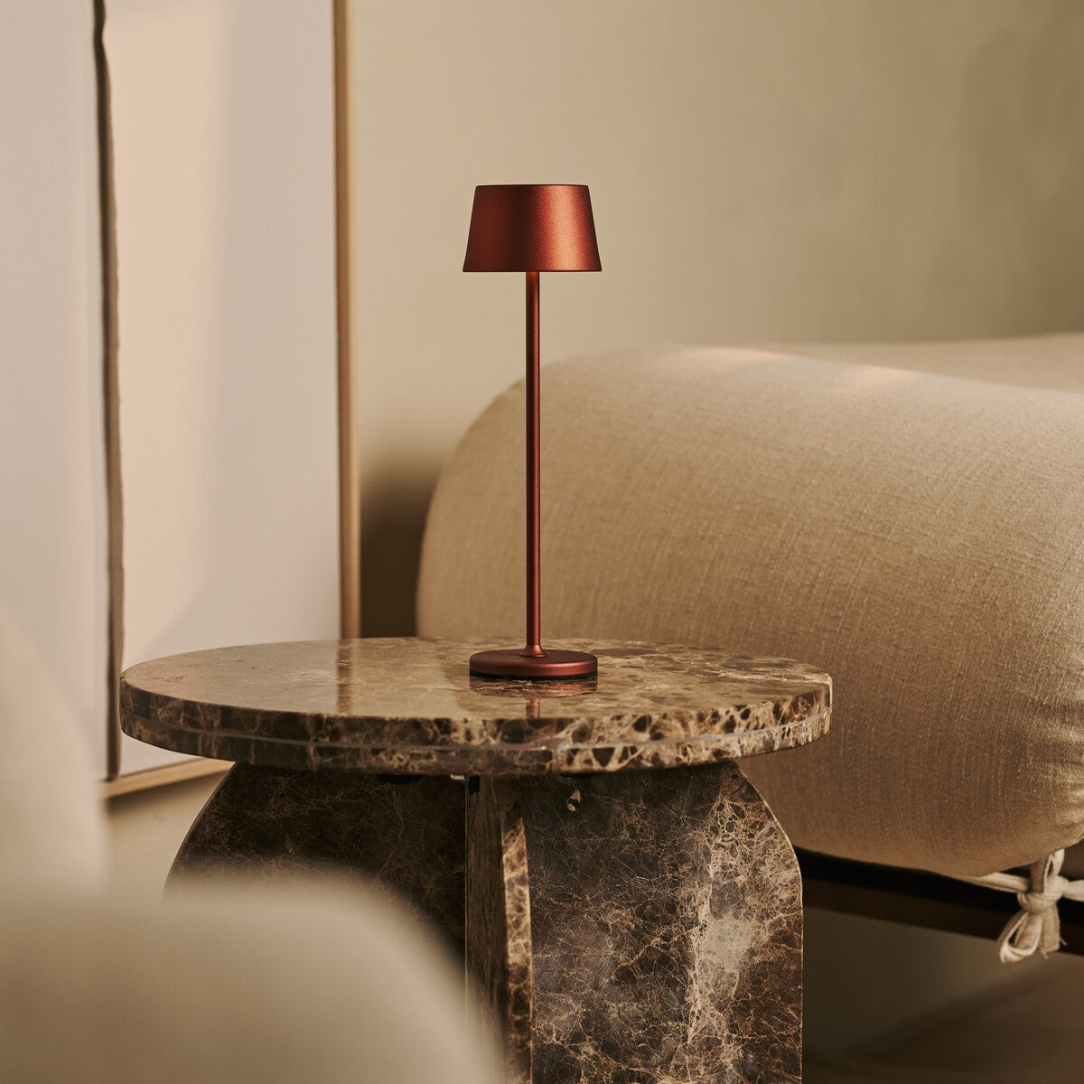 Toom Mini Bronze Wireless Lamp | Rechargeable via Charging Station, Dimmable & 3 Light Modes