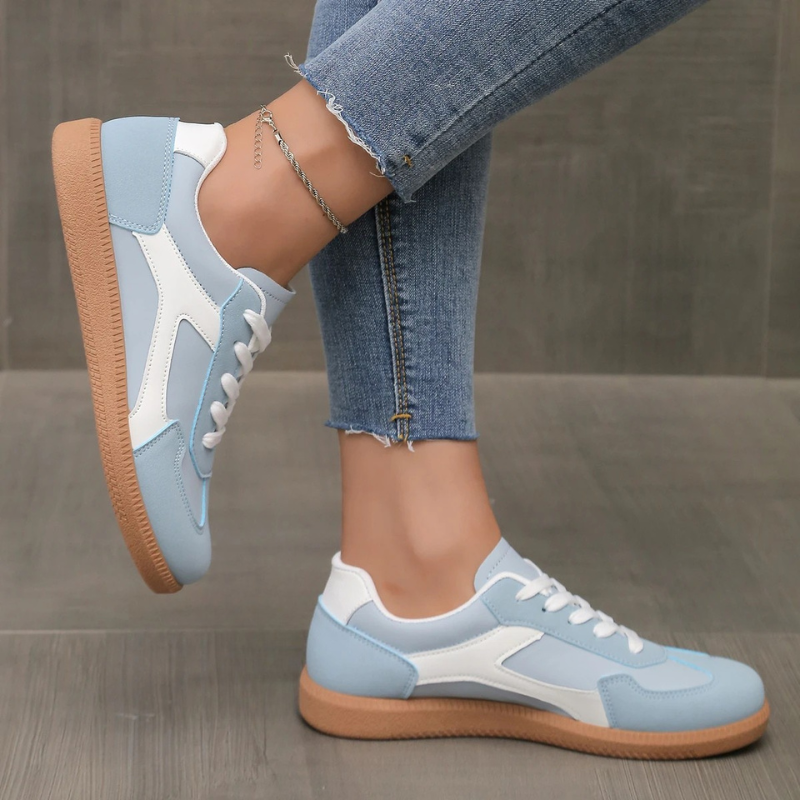 Women's Leather Sneakers - Classic Low-Top Shoes with Gum Sole