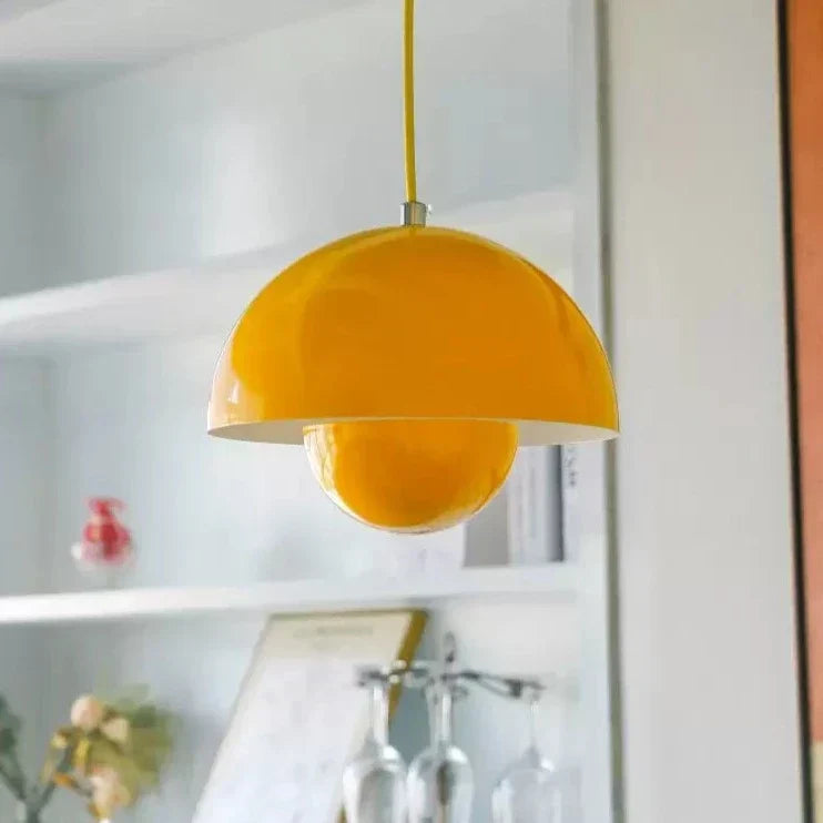 Ceiling Pendant Light in Iron with Adjustable Cord - Warm White Glow