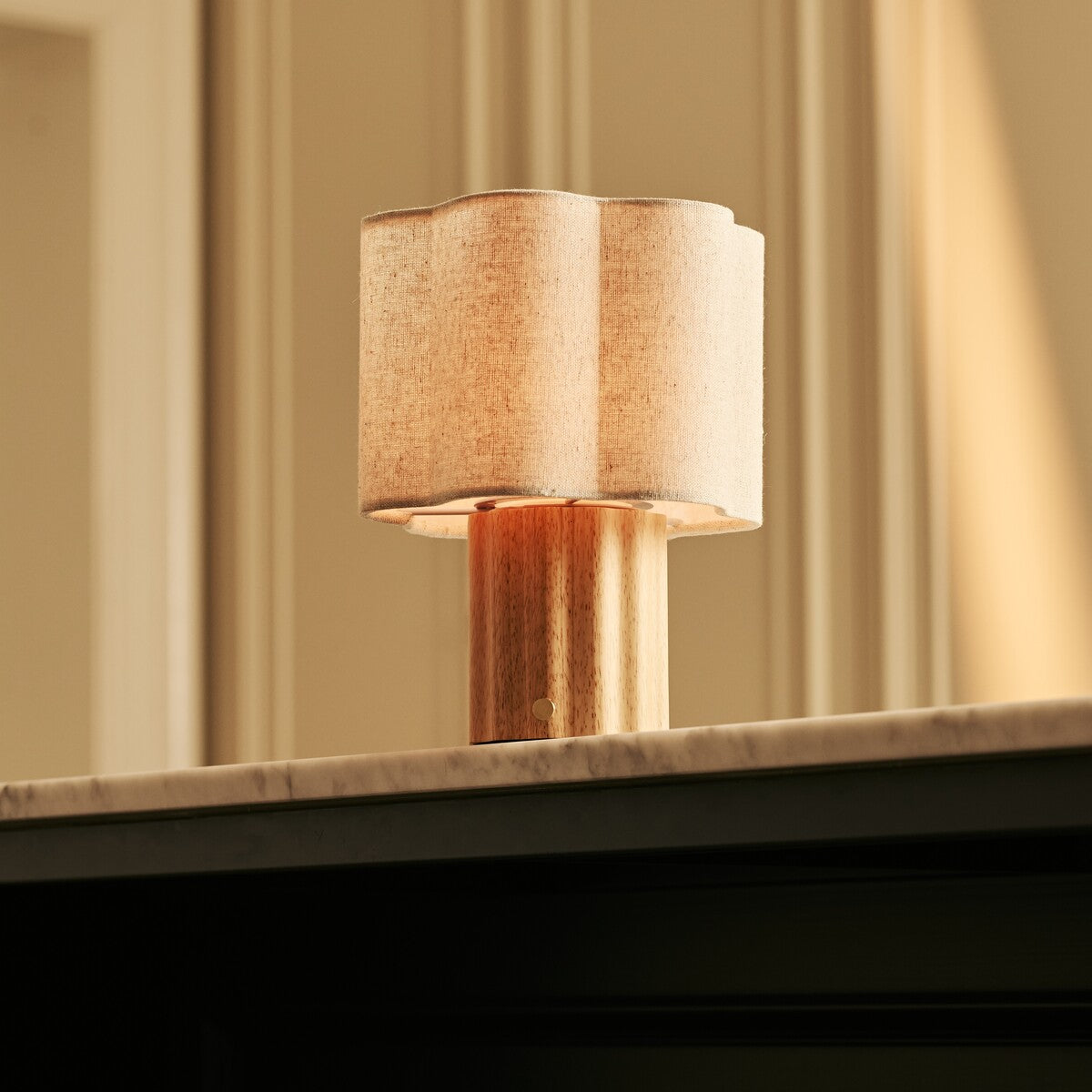 Yalisa Light Brown Rechargeable Table Lamp | Modular, Linen Blend & Dimmable
