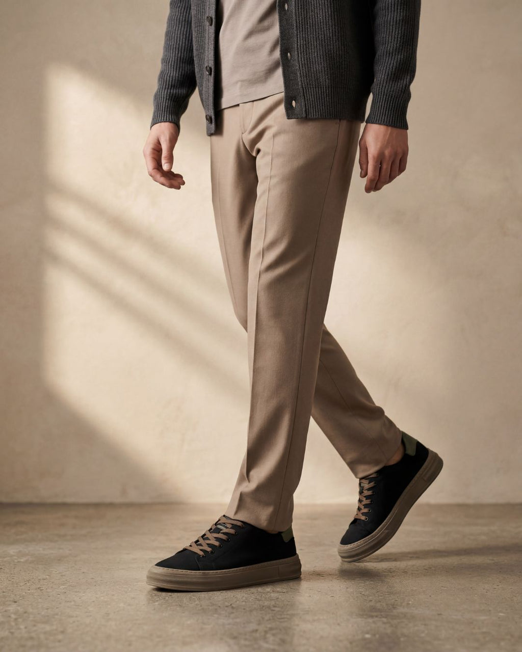 Men's Canvas Sneakers Low-Top Minimalist Design