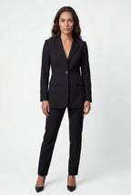 Black Fitted Single-breasted Blazer with Classic Lapel - Blazers - Photo 24