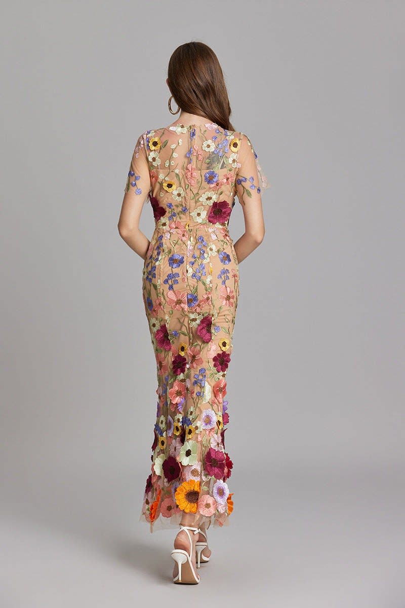 Catriona Floral Embroidered Maxi Dress_10