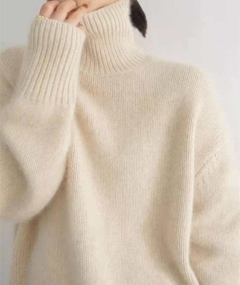 Women's Cashmere Turtleneck Jumper - Loose Fit Knit