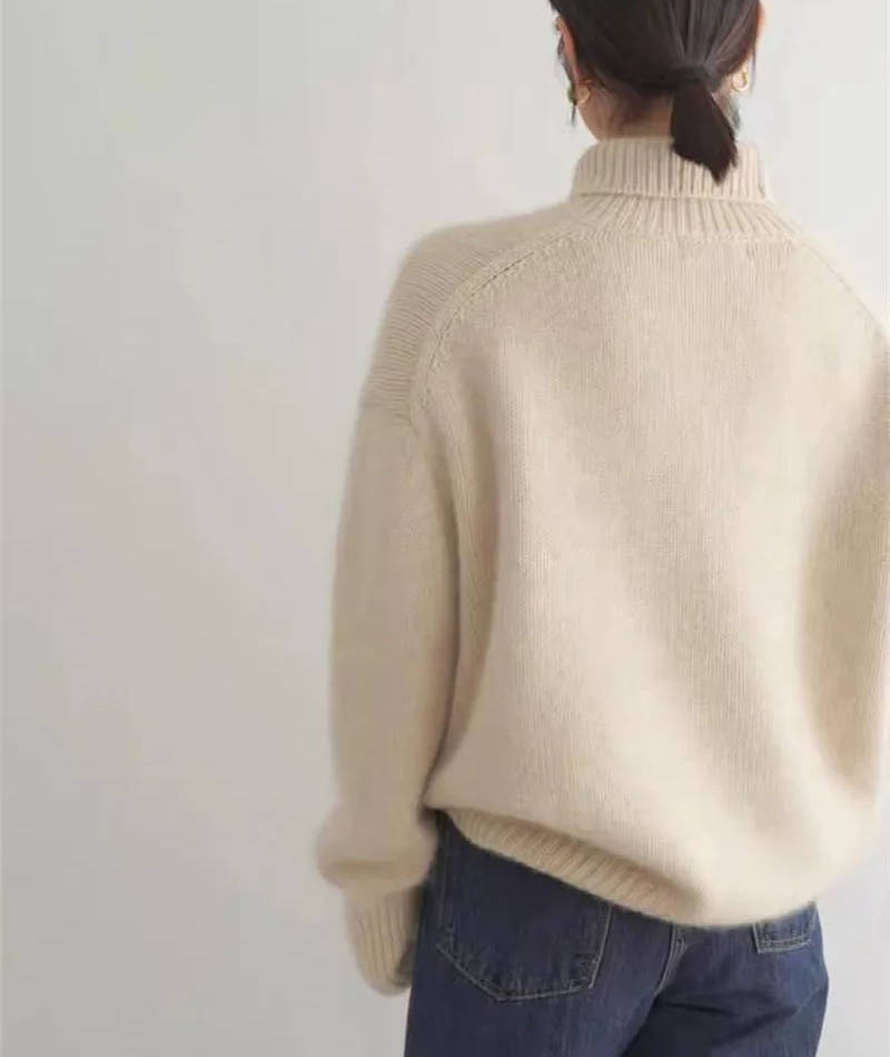 Women's Cashmere Turtleneck Jumper - Loose Fit Knit