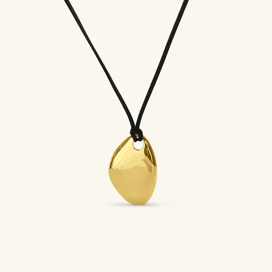 Women's Pebble Pendant Necklace in Gold or Silver-Plated Stainless Steel