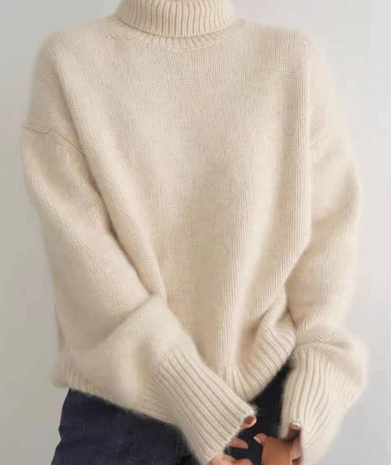 Women's Cashmere Turtleneck Jumper - Loose Fit Knit
