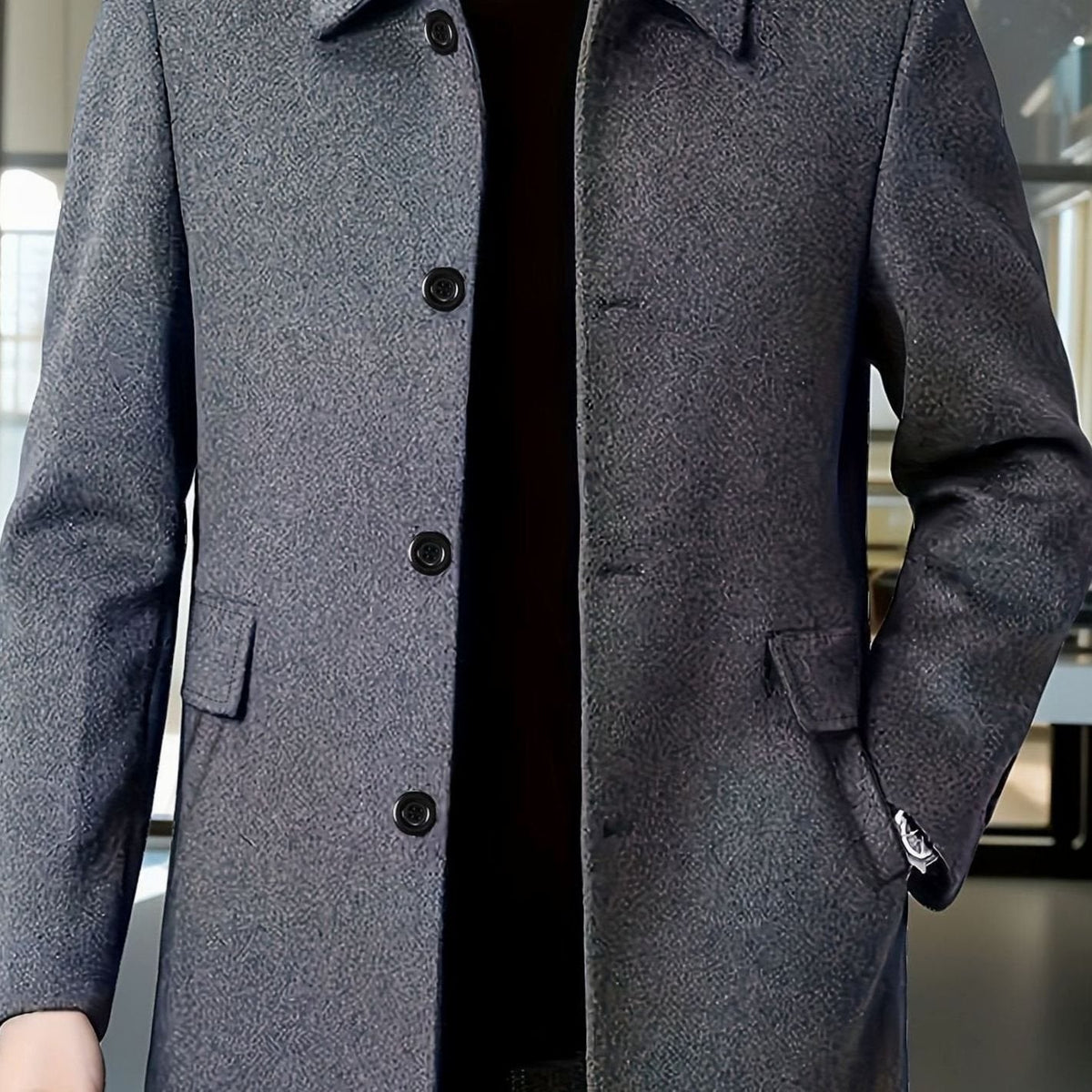 Men's Relaxed Fit Wool Overcoat with Classic Collar